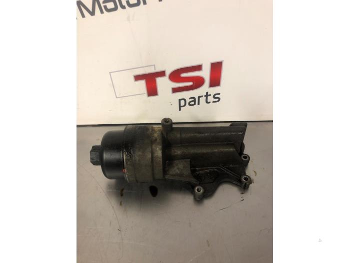 Gebrauchte Ölfiltergehäuse Mini Mini (R56) 1.6 16V Cooper S Preis € 37,00 Margenregelung angeboten von TSI-Parts / Allmotorparts B.V.