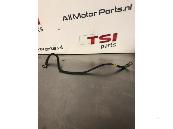 Używane Kabel (rózne) Seat Leon (1P1) 1.2 TSI Cena € 8,00 Procedura marży oferowane przez TSI-Parts / Allmotorparts B.V.