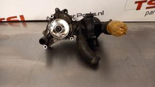 Usagé Pompe à eau Audi Q7 (4LB) 4.2 FSI V8 32V Prix € 40,00 Prix TTC proposé par TSI-Parts