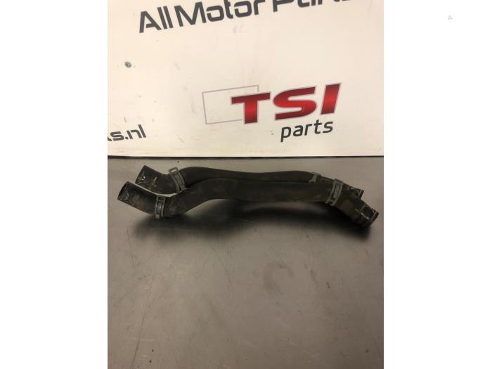 Begagnade Vattenrör Volkswagen Polo V (6R) 1.2 12V Pris € 21,00 Marginaltabell erbjuds av TSI-Parts / Allmotorparts B.V.