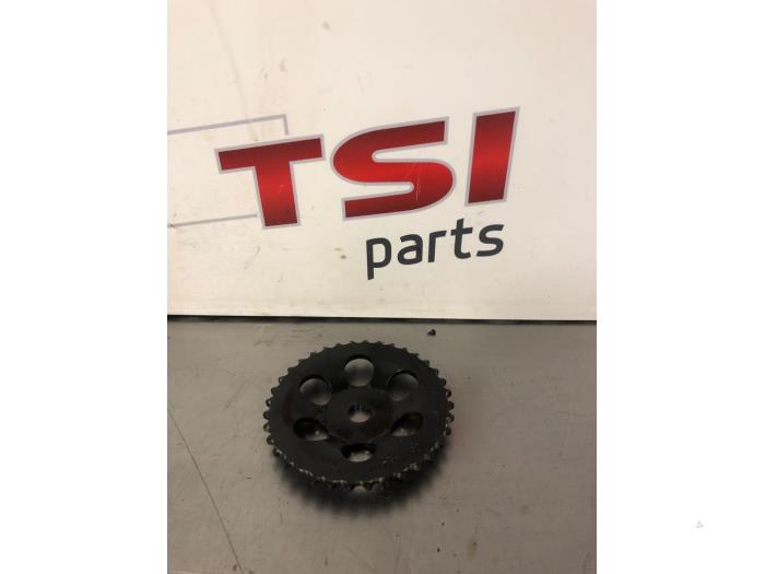 Używane Pompa oleju Volkswagen Polo V (6R) 1.2 12V Cena € 10,00 Procedura marży oferowane przez TSI-Parts / Allmotorparts B.V.