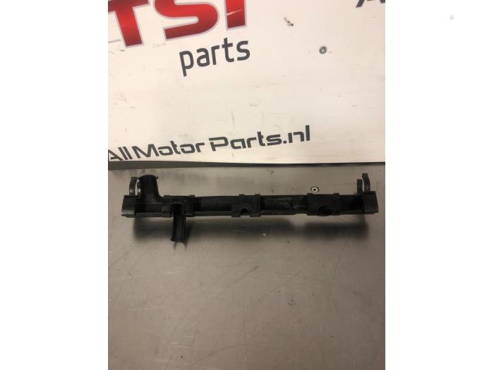 Begagnade Termostathus Volkswagen Transporter/Caravelle T5 2.0 BiTDI DRF 4Motion Pris € 21,00 Marginaltabell erbjuds av TSI-Parts / Allmotorparts B.V.