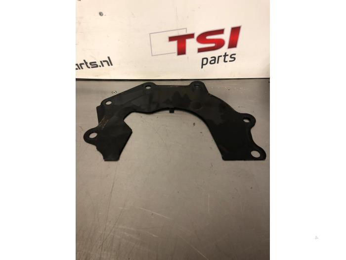 Usados Tabique intermedio Seat Altea (5P1) 1.2 TSI Precio € 8,00 Norma de margen ofrecido por TSI-Parts / Allmotorparts B.V.
