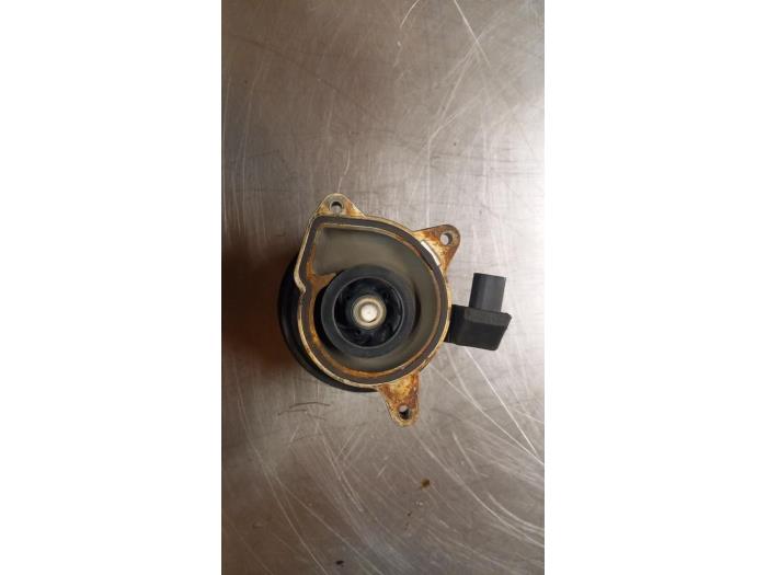 Wasserpumpe van een Volkswagen Golf V (1K1) 1.4 TSI 140 16V 2008