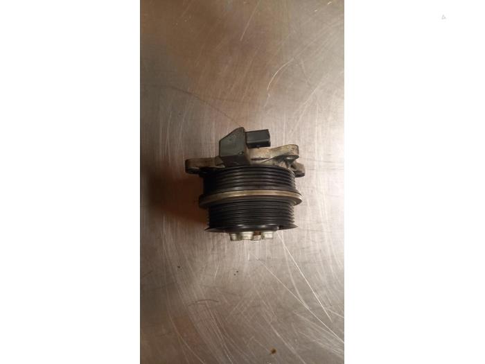 Wasserpumpe van een Volkswagen Golf V (1K1) 1.4 TSI 140 16V 2008