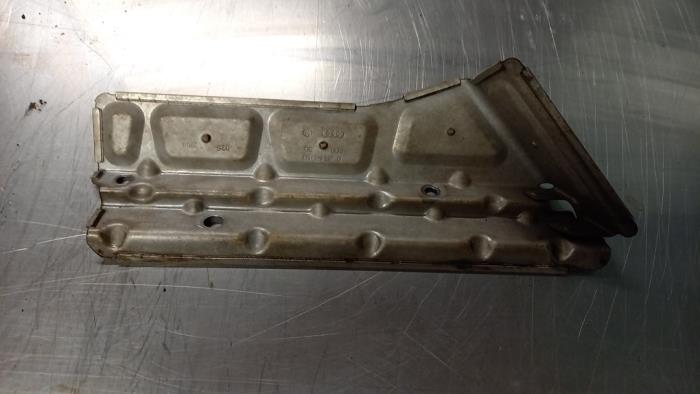 Begagnade Värmesköld Audi A4 (B8) 1.8 TFSI 16V Pris € 12,00 Marginaltabell erbjuds av TSI-Parts / Allmotorparts B.V.