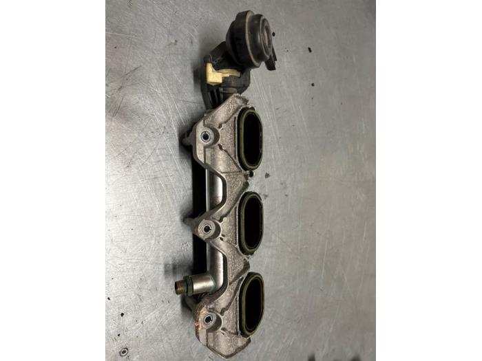 Używane Kolektor dolotowy Audi S4 (B8) S4 3.0 TFSI V6 24V Cena € 58,00 Procedura marży oferowane przez TSI-Parts / Allmotorparts B.V.