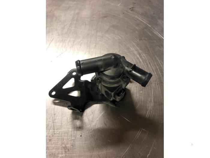 Begagnade Extra vattenpump Audi S6 (C7) 4.0 V8 TFSI Pris € 37,00 Marginaltabell erbjuds av TSI-Parts / Allmotorparts B.V.