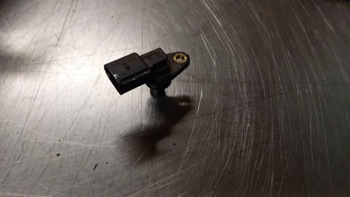 Begagnade Kamaxelsensor Volkswagen Lupo (6X1) 1.4 16V 100 Pris € 15,00 Marginaltabell erbjuds av TSI-Parts / Allmotorparts B.V.