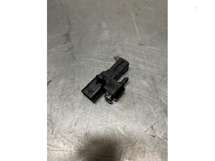 Used TDC sensor Peugeot 308 (4A/C) 1.4 VTI 16V Price € 17,00 Margin scheme offered by TSI-Parts / Allmotorparts B.V.