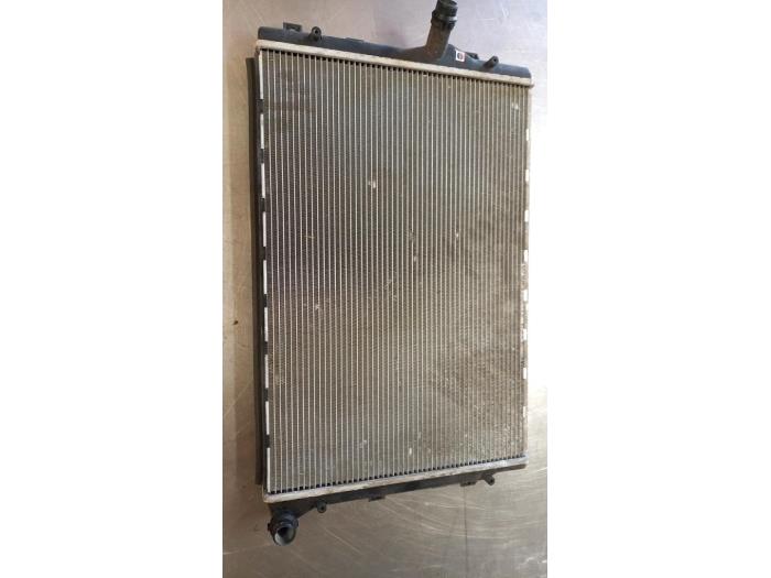 Usagé Radiateur Seat Leon (1P1) 2.0 TFSI Cupra 16V Prix € 50,00 Règlement à la marge proposé par TSI-Parts / Allmotorparts B.V.