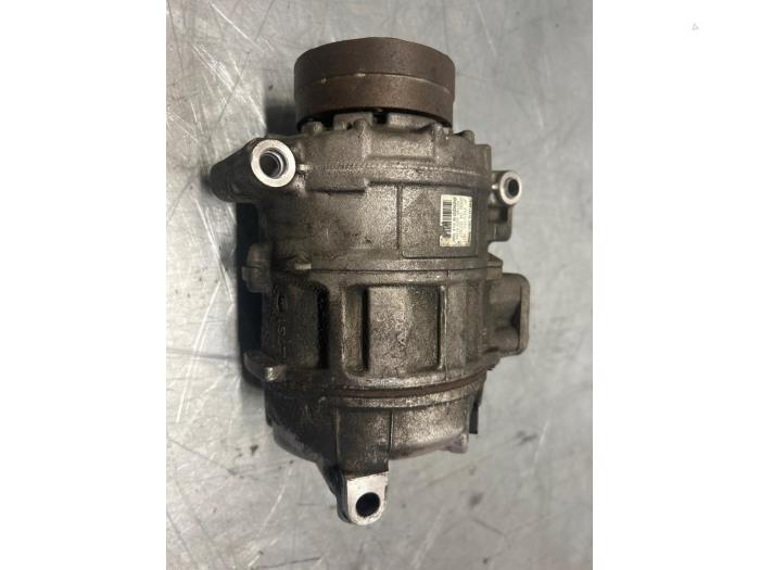 Usagé Pompe clim Audi A8 (D3) 4.2 V8 40V FSI Quattro Prix € 125,00 Règlement à la marge proposé par TSI-Parts / Allmotorparts B.V.