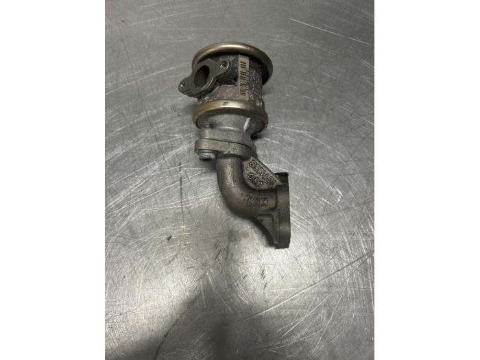 Gebrauchte AGR Ventil Audi A4 (B6) 3.0 V6 30V Quattro Preis € 33,00 Margenregelung angeboten von TSI-Parts / Allmotorparts B.V.