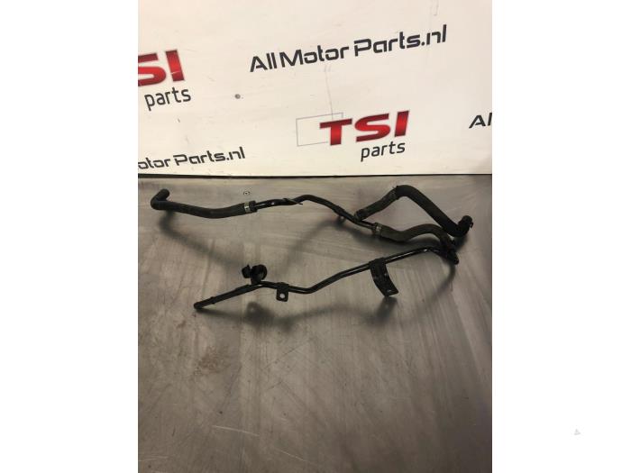 Gebrauchte Wasserrohr Volkswagen Touran (1T3) 1.4 16V TSI 140 Preis € 21,00 Margenregelung angeboten von TSI-Parts / Allmotorparts B.V.