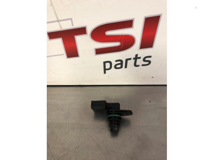 Begagnade Kamaxelsensor Seat Leon (1P1) 1.2 TSI Pris € 8,00 Marginaltabell erbjuds av TSI-Parts / Allmotorparts B.V.