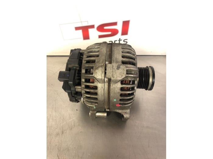 Used Dynamo Volkswagen Jetta III (1K2) 1.4 TSI 140 16V Price € 25,00 Margin scheme offered by TSI-Parts / Allmotorparts B.V.