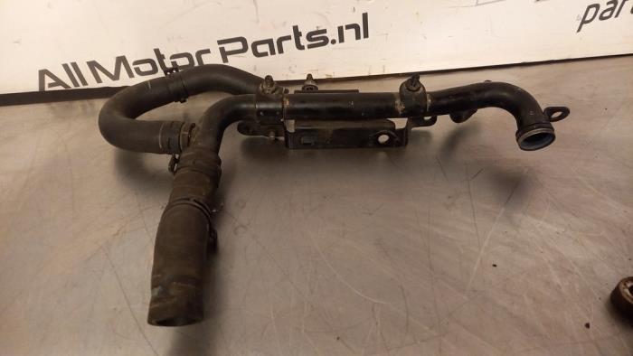 Begagnade Vattenrör Volkswagen Golf V (1K1) 2.0 GTI 16V Pris € 21,00 Marginaltabell erbjuds av TSI-Parts / Allmotorparts B.V.