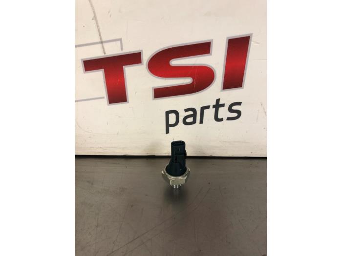 Gebrauchte Öldruck Schalter Volkswagen Tiguan Allspace (BW2) 2.0 TSI 16V 4Motion Preis € 9,50 Margenregelung angeboten von TSI-Parts / Allmotorparts B.V.