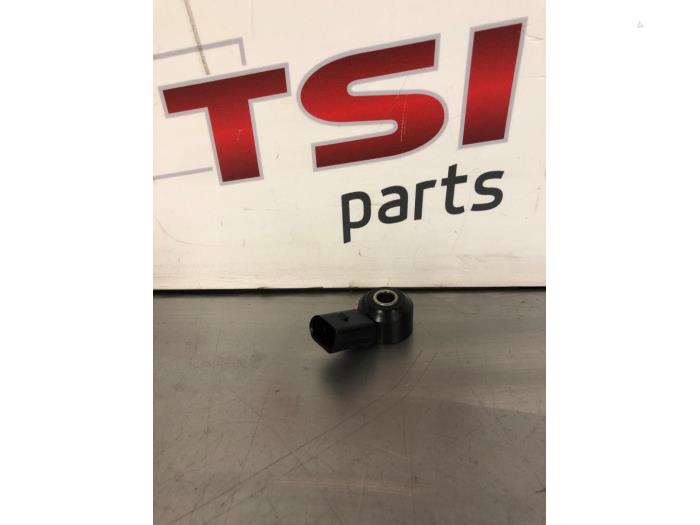 Begagnade Knackningssensor Audi S6 Avant (C7) 4.0 V8 TFSI Pris € 9,50 Marginaltabell erbjuds av TSI-Parts / Allmotorparts B.V.