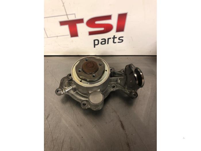 Gebrauchte Wasserpumpe Audi SQ5 (FYB/FYG) 3.0 TFSI V6 24V Preis € 62,00 Margenregelung angeboten von TSI-Parts / Allmotorparts B.V.