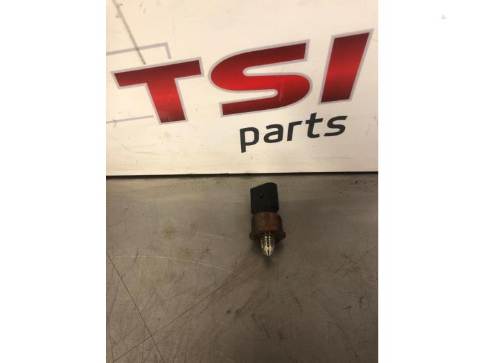 Begagnade Bränsletryckssensor Audi SQ5 (FYB/FYG) 3.0 TFSI V6 24V Pris € 33,00 Marginaltabell erbjuds av TSI-Parts / Allmotorparts B.V.