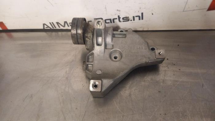 Usados Rodillo tensor correa múltiple Volkswagen Jetta III (1K2) 1.4 TSI 140 16V Precio € 21,00 Norma de margen ofrecido por TSI-Parts / Allmotorparts B.V.