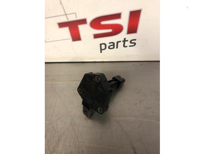 Begagnade Oljenivåsensor Seat Ibiza IV (6J5) 1.2 TSI Pris € 21,00 Marginaltabell erbjuds av TSI-Parts / Allmotorparts B.V.