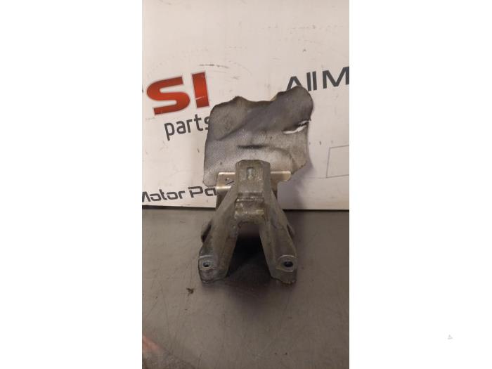 Gebrauchte Motorlager Audi A6 (C7) 3.0 TDI V6 24V Quattro Preis € 9,50 Margenregelung angeboten von TSI-Parts / Allmotorparts B.V.