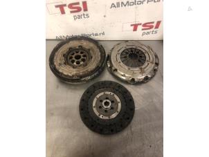 Begagnade Kopplingssats (komplett) Volkswagen Scirocco (137/13AD) 2.0 TSI 16V Pris € 175,00 Inklusive moms erbjuds av TSI-Parts / Allmotorparts B.V.