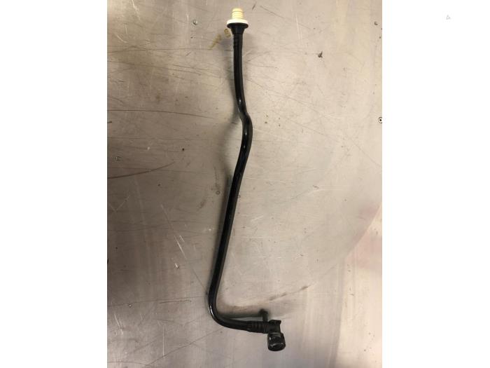 Usagé Conduit (divers) Mercedes B (W246/W242) 1.6 B-200 BlueEFFICIENCY Turbo 16V Prix € 12,00 Règlement à la marge proposé par TSI-Parts / Allmotorparts B.V.