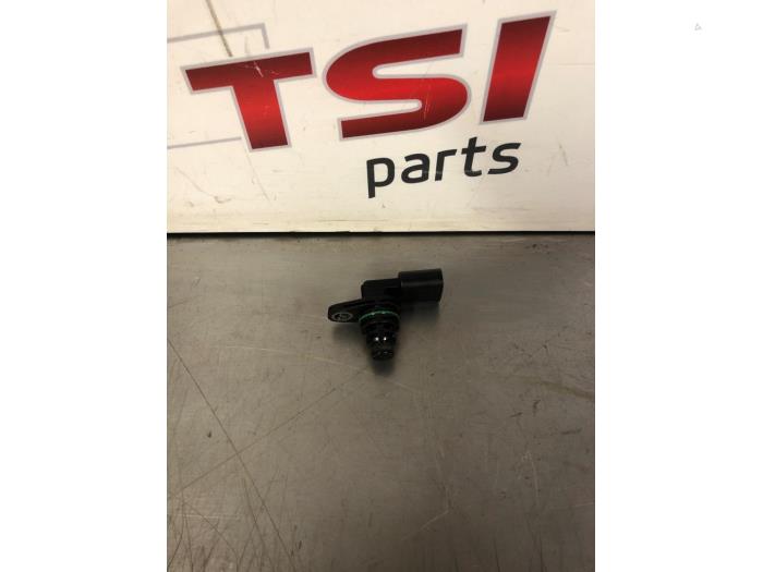 Begagnade Kamaxelsensor Volkswagen Polo V (6R) 1.2 TSI Pris € 8,00 Marginaltabell erbjuds av TSI-Parts / Allmotorparts B.V.