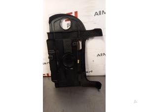Abdeckblech Motor van een Volkswagen Golf Plus (5M1/1KP) 1.4 TSI 160 16V 2008