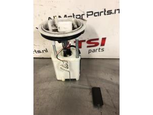 Usagé Pompe à carburant Volkswagen Golf Plus (5M1/1KP) 1.4 TSI 160 16V Prix € 70,00 Prix TTC proposé par TSI-Parts / Allmotorparts B.V.