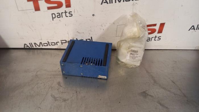 Compressor from a Audi A1 (8X1/8XK) 1.4 TFSI 16V 122 2010