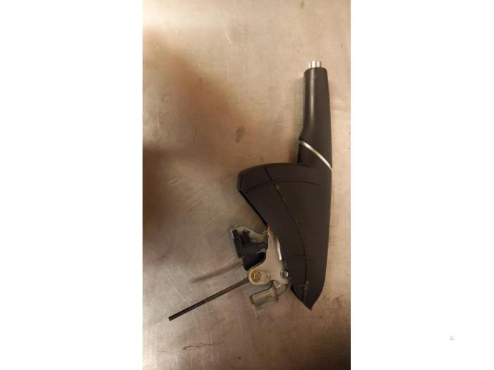 Używane Dzwignia hamulca postojowego Audi A1 (8X1/8XK) 1.4 TFSI 16V 122 Cena € 25,00 Procedura marży oferowane przez TSI-Parts / Allmotorparts B.V.