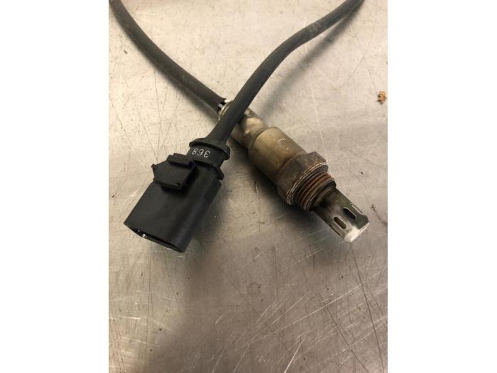 Lambda probe from a Audi A3 Limousine (8VS/8VM) 1.4 TFSI ACT 16V 2014