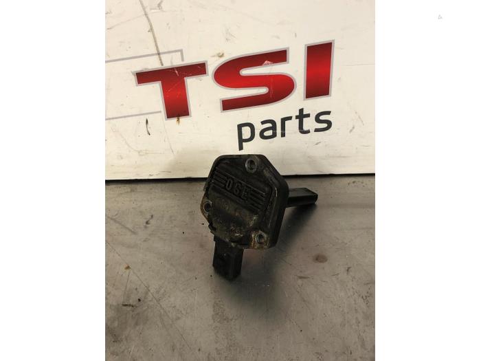 Oljenivåsensor Volkswagen Tiguan (5N1/2), 2007 / 2018 1.4 TSI 16V, SUV, Bensin, 1.390cc, 110kW (150pk), FWD, CAVA, 2008-03 / 2011-05, 5N1 (Begagnad)