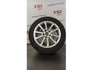 Begagnade Hjul + däck Seat Leon (1P1) 1.4 TSI 16V Pris € 75,00 Inklusive moms erbjuds av TSI-Parts / Allmotorparts B.V.