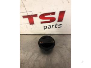 Begagnade Oljelock Volkswagen Golf VI (5K1) 2.0 GTI 16V Pris € 9,99 Inklusive moms erbjuds av TSI-Parts / Allmotorparts B.V.