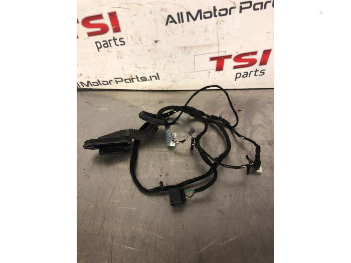 Begagnade Kablage BMW X1 (E84) xDrive 20d 2.0 16V Pris € 41,00 Marginaltabell erbjuds av TSI-Parts / Allmotorparts B.V.