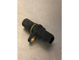 Kurbelwelle Sensor van een Volkswagen Golf VI (5K1) 2.0 GTI 16V 2010