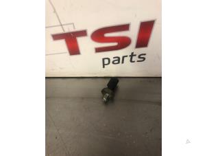 Begagnade Oljetrycksbrytare Volkswagen Golf VI (5K1) 2.0 GTI 16V Pris € 20,00 Inklusive moms erbjuds av TSI-Parts / Allmotorparts B.V.