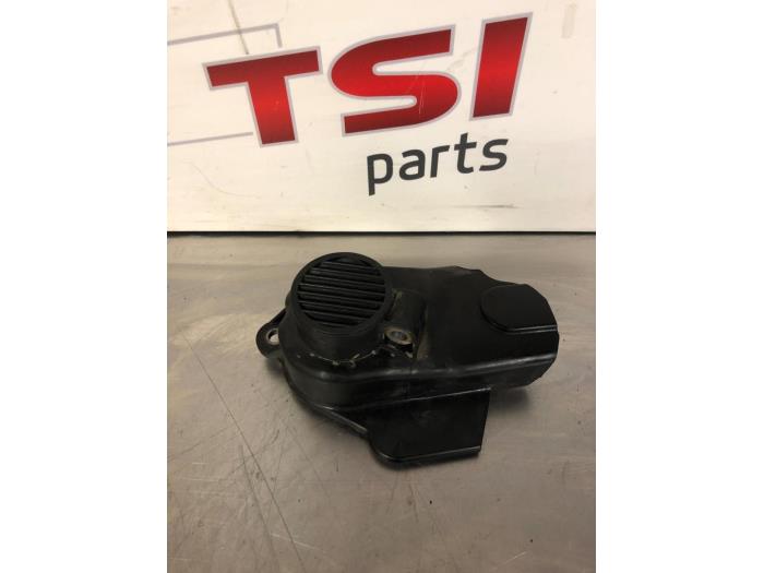 Begagnade Vattenpump Audi A3 (8P1) 1.8 16V TFSI Pris € 8,00 Marginaltabell erbjuds av TSI-Parts / Allmotorparts B.V.
