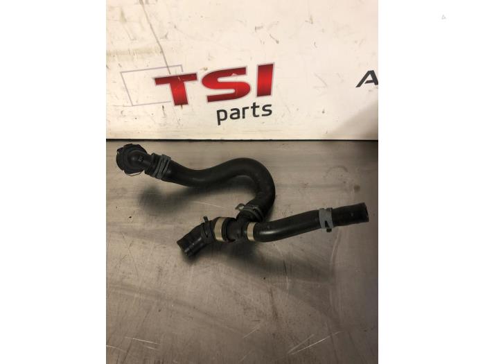 Begagnade Vattenrör Volkswagen Golf VIII (CD1) 2.0 GTI Clubsport 16V Pris € 12,00 Marginaltabell erbjuds av TSI-Parts / Allmotorparts B.V.