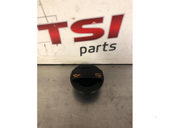 Gebrauchte Ölkappe Audi A4 Avant (B8) 1.8 TFSI 16V Preis € 8,00 Margenregelung angeboten von TSI-Parts / Allmotorparts B.V.