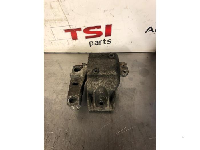 Used Engine mount Volkswagen Golf IV (1J1) 1.8 20V Turbo Price € 15,00 Margin scheme offered by TSI-Parts / Allmotorparts B.V.