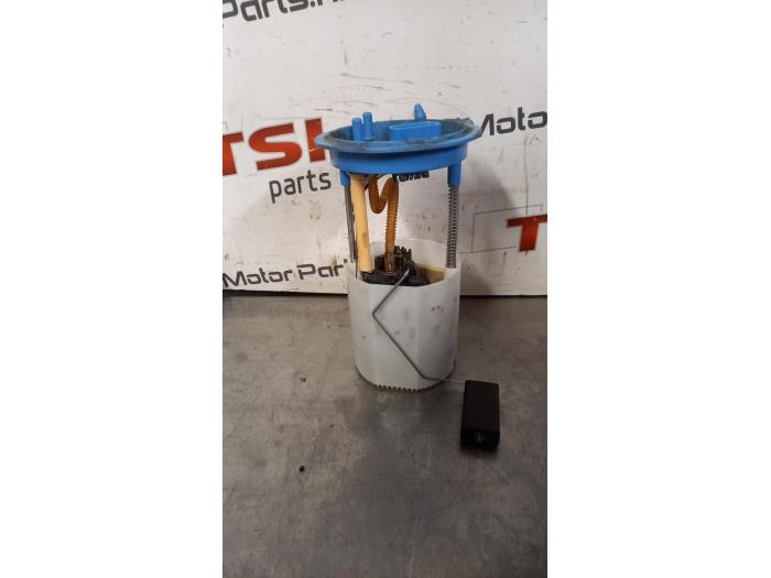 Begagnade Bensinpump Audi A3 (8P1) 1.8 16V TFSI Pris € 33,00 Marginaltabell erbjuds av TSI-Parts / Allmotorparts B.V.