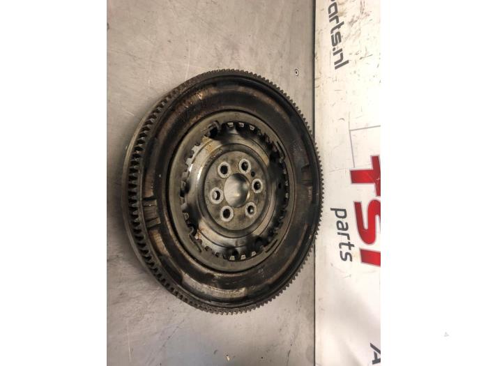 Gebrauchte Schwungrad Volkswagen Golf VII (AUA) 1.4 TSI 16V Preis € 99,00 Margenregelung angeboten von TSI-Parts / Allmotorparts B.V.