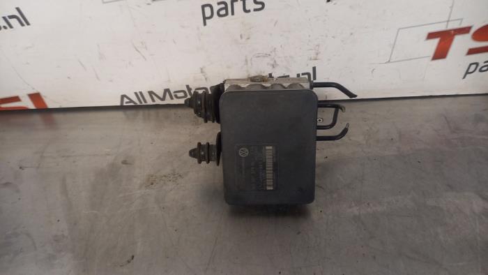 Gebrauchte ABS Pumpe Seat Leon (1P1) 2.0 TFSI Cupra 16V Preis € 62,00 Margenregelung angeboten von TSI-Parts / Allmotorparts B.V.