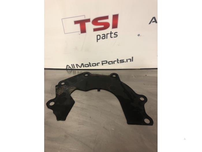 Usados Tabique intermedio Volkswagen Polo V (6R) 1.2 TSI Precio € 8,00 Norma de margen ofrecido por TSI-Parts / Allmotorparts B.V.